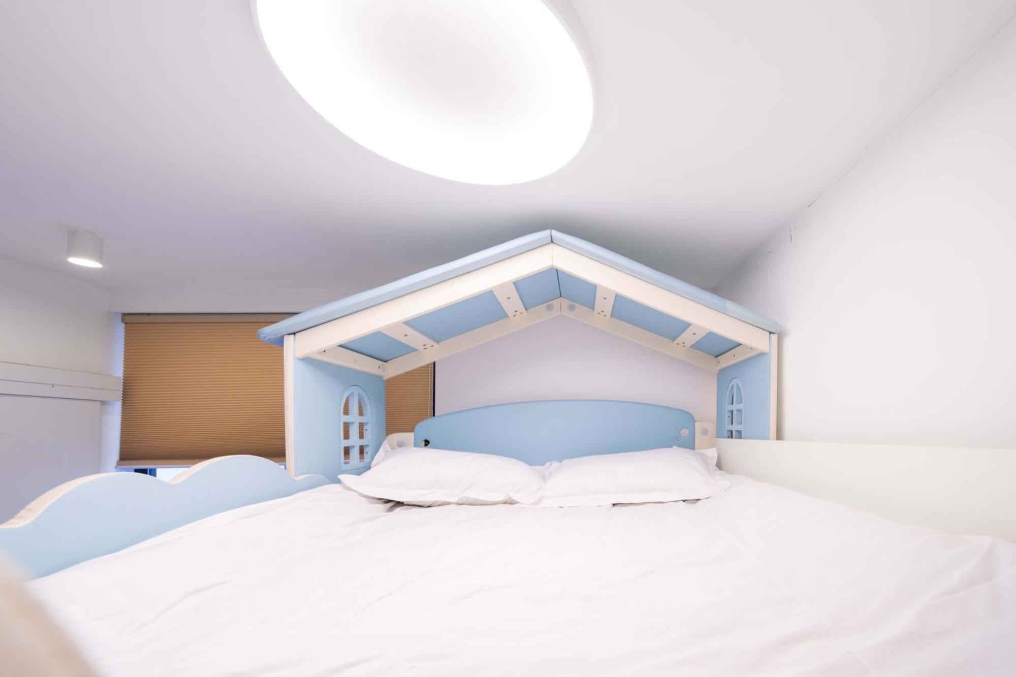 Zhome-three Floors 4 Bedrooms - Near Nanjing Road Shanghai