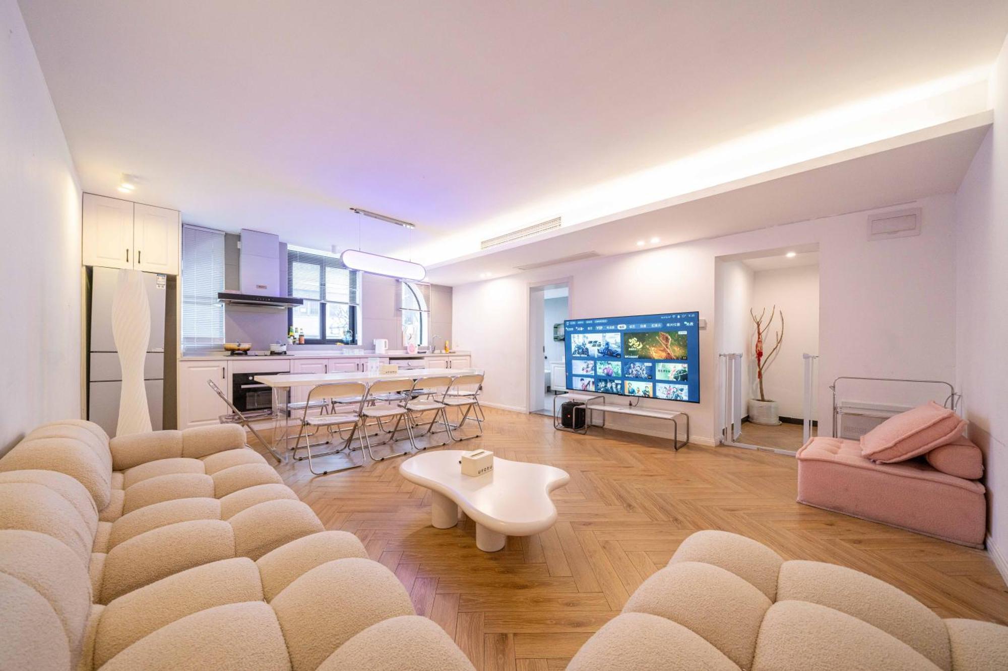 Zhome-three Floors 4 Bedrooms - Near Nanjing Road 公寓 *